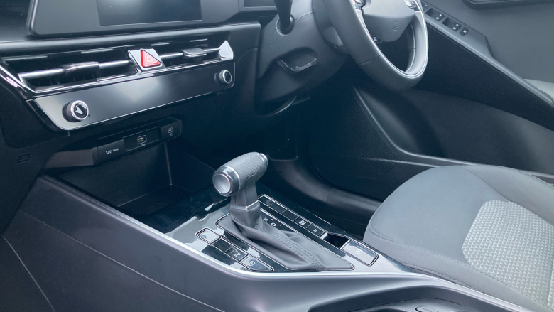 Kia Niro 1.6 GDi PHEV 2 5dr DCT Estate